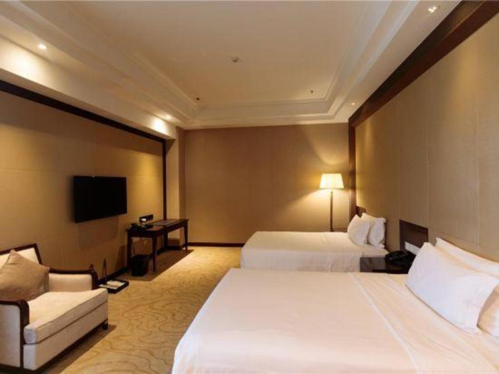 Linyi Blue Horizon International Hotel Yi He Exterior photo