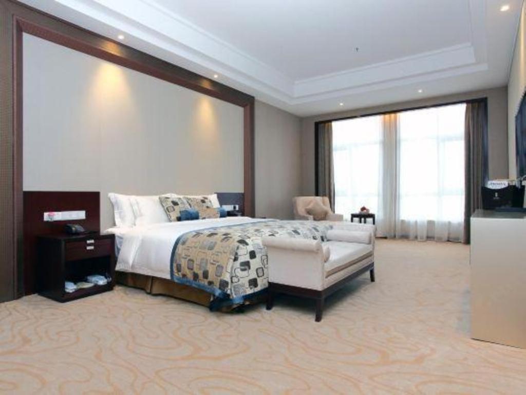 Linyi Blue Horizon International Hotel Yi He Exterior photo