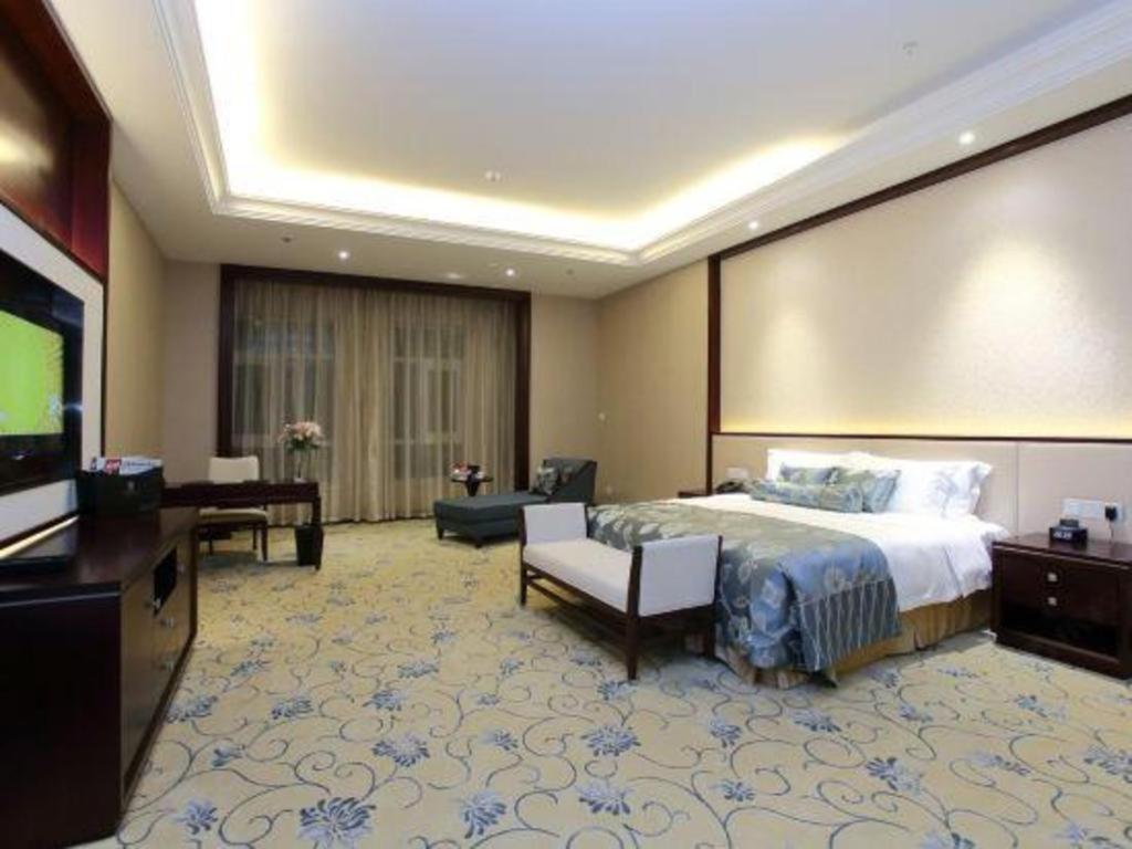 Linyi Blue Horizon International Hotel Yi He Exterior photo